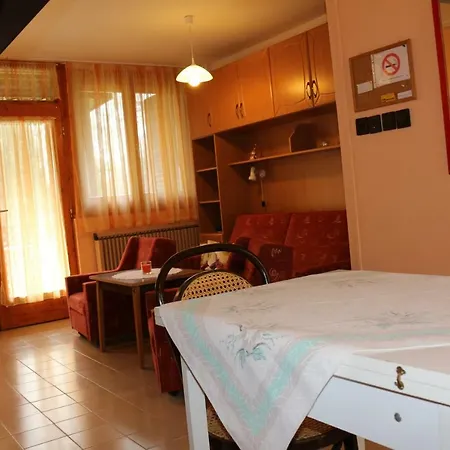 Var Apartman Apartment *